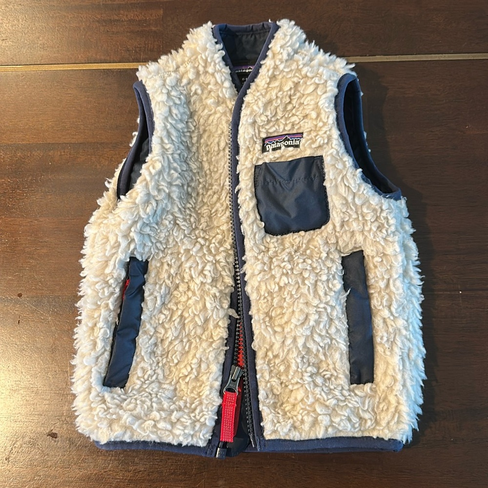 Patagonia baby vest size 6-12 months